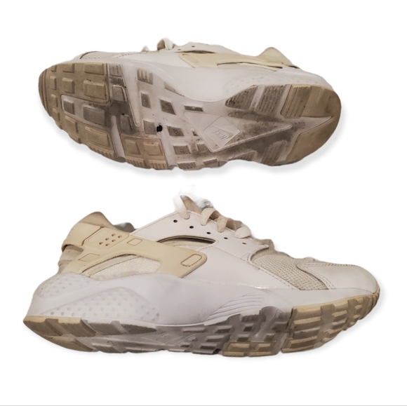 Youth Nike Air Huarache Run Triple size 7Y color sand/white - Picture 3 of 4